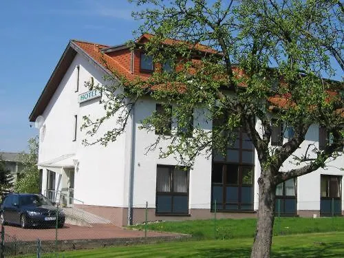 Landhaus Adensen بيت ضيافة 3*
